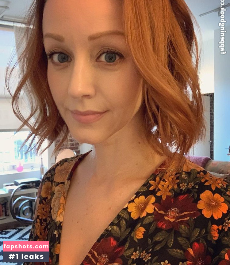 Lindy Booth gallery photo #34