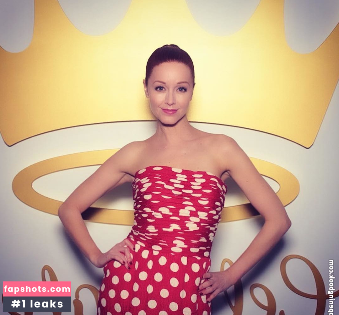 Lindy Booth gallery photo #48