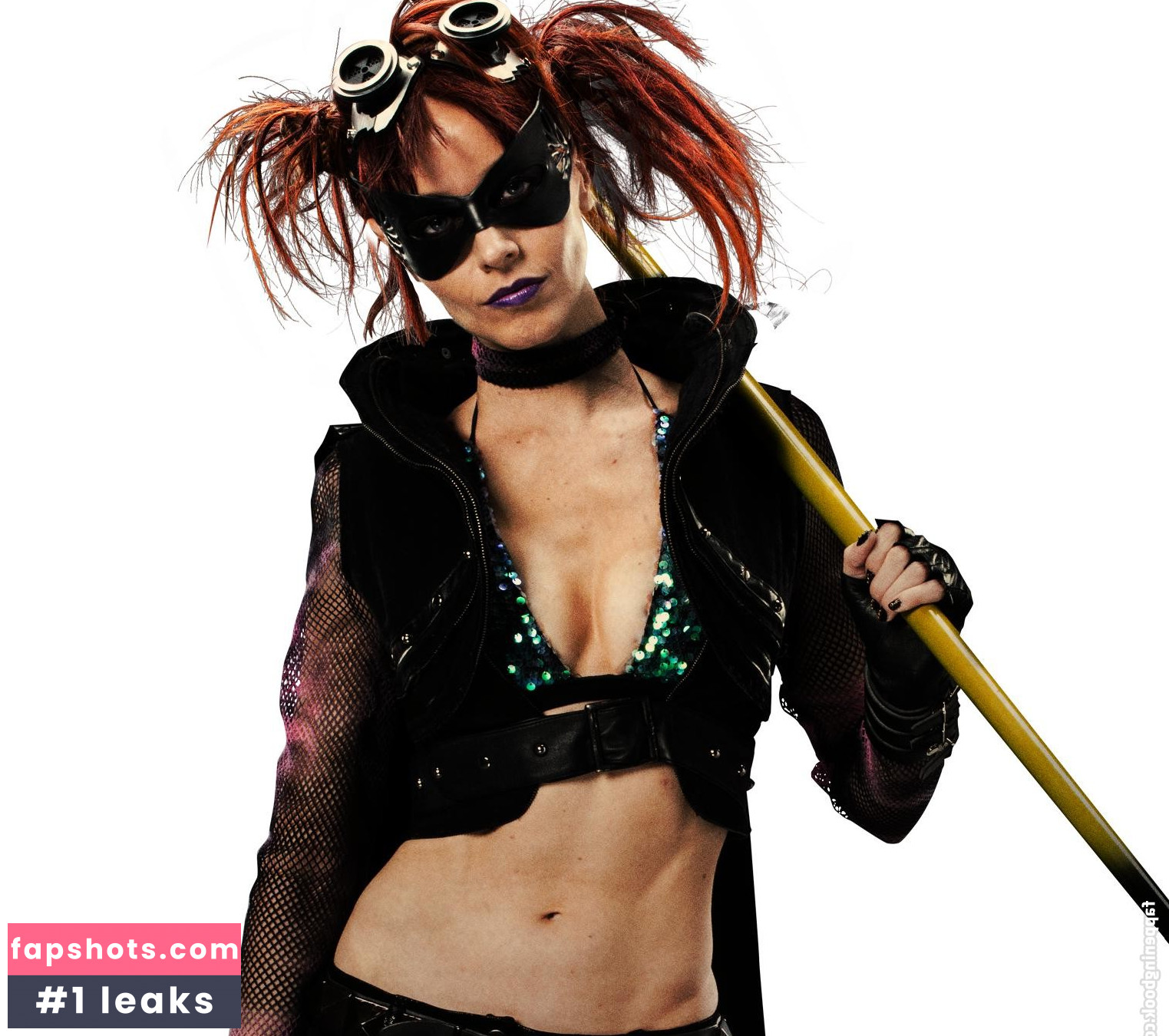 Lindy Booth gallery photo #49