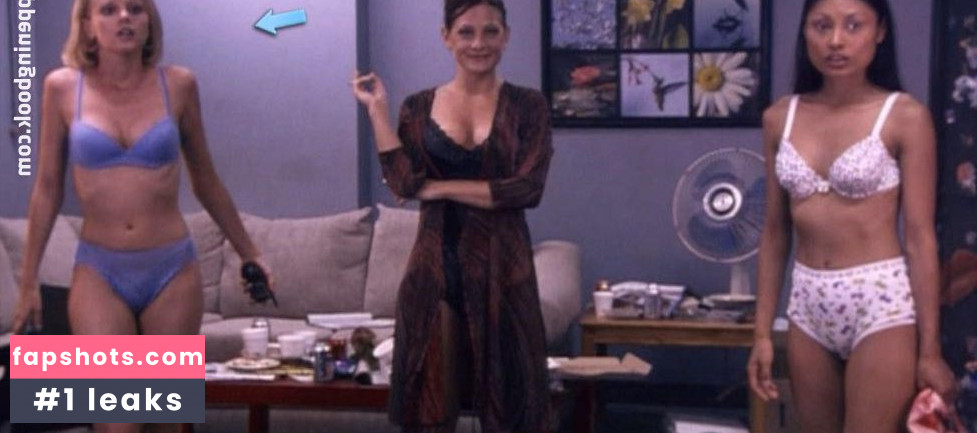 Lindy Booth gallery photo #64