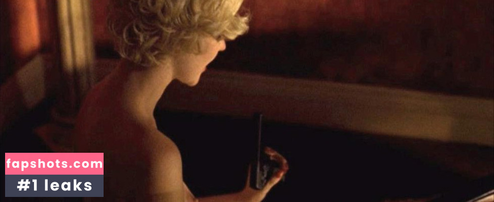 Lindy Booth gallery photo #67