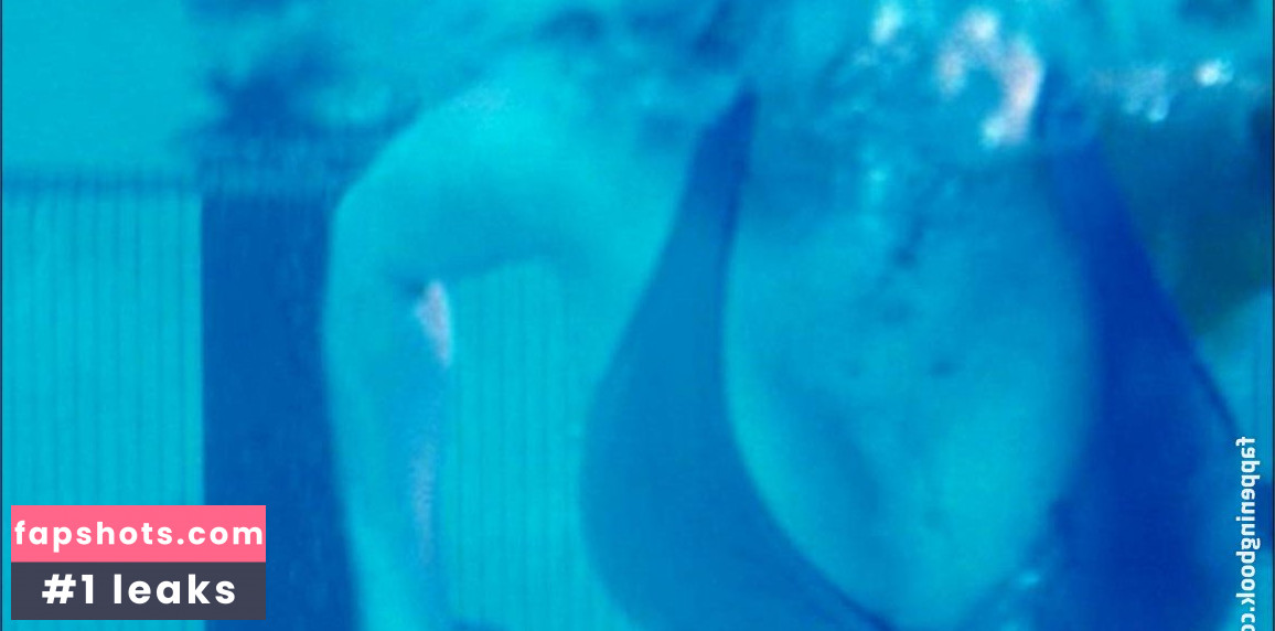 Lindy Booth gallery photo #86