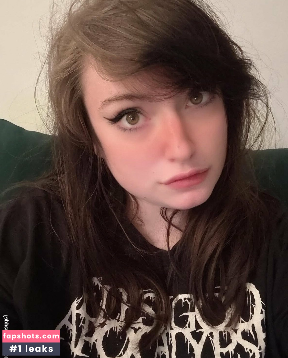 LinRARvtuber gallery photo #3