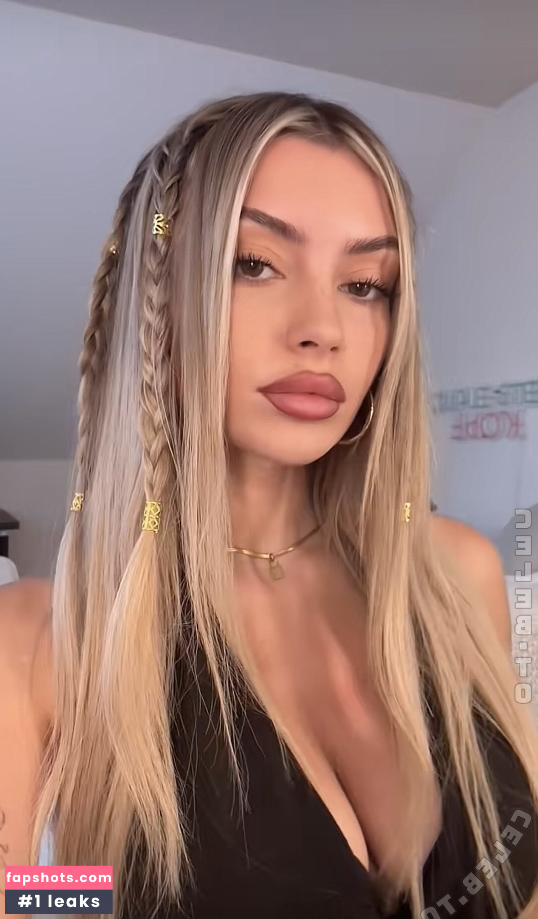 linuschka gallery photo #4