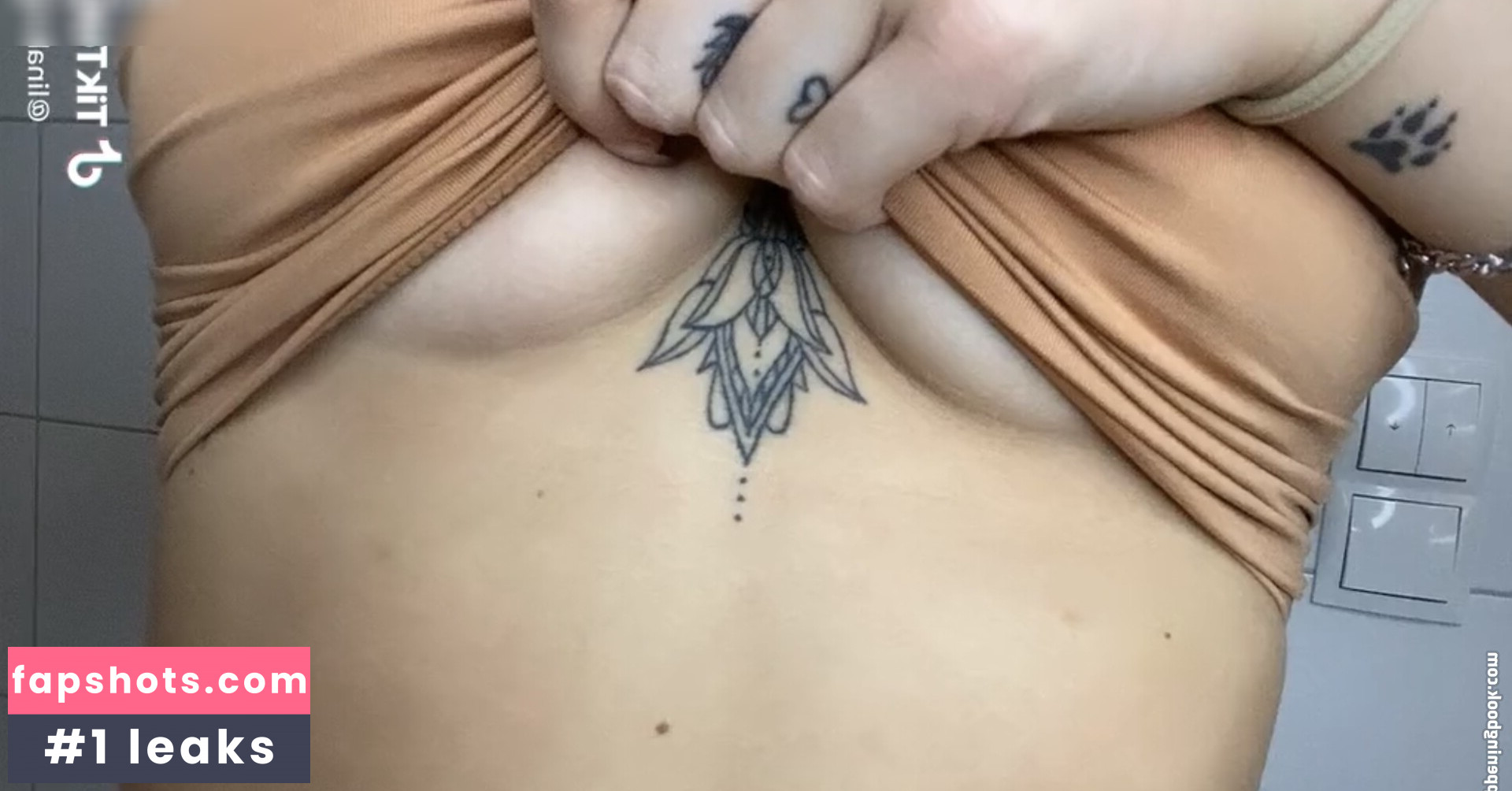 linuschka gallery photo #10