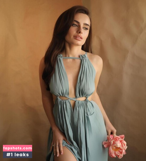 Lira__Karina gallery photo #6