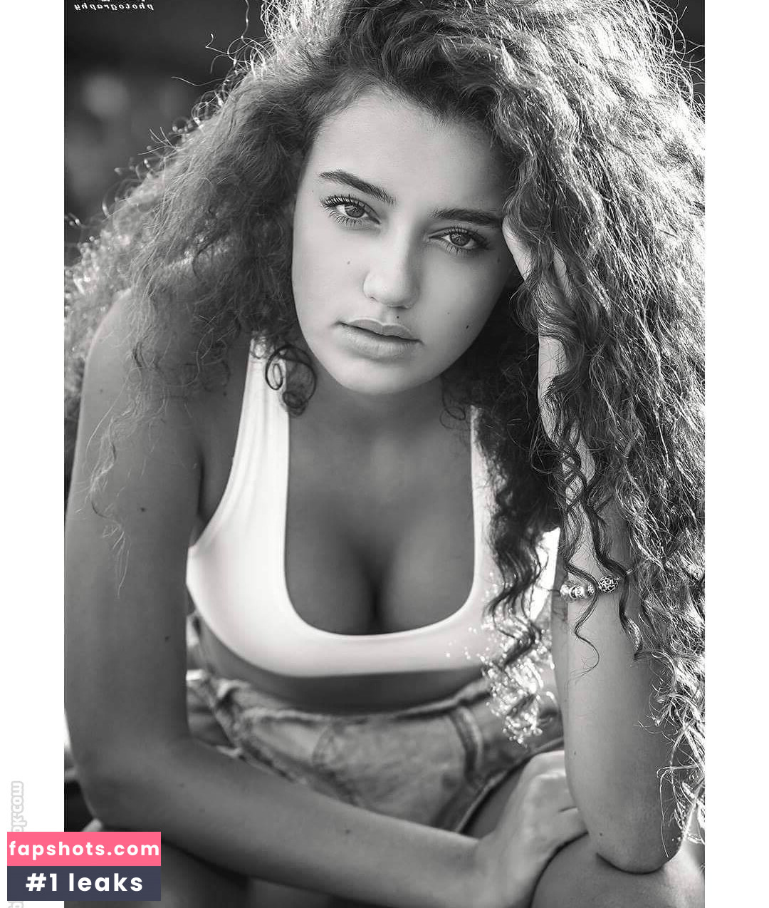 Liraz Nomdar gallery photo #22