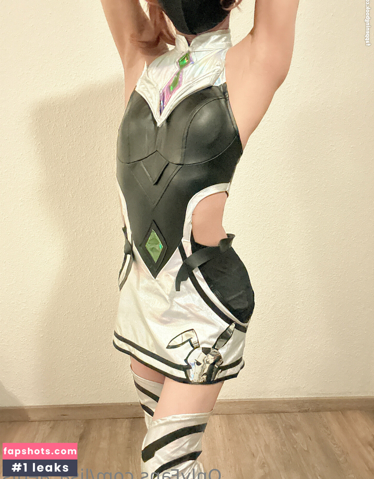 lisa_aegis gallery photo #4