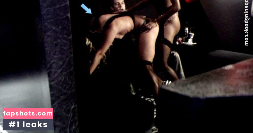 Lisa Arturo gallery photo #2