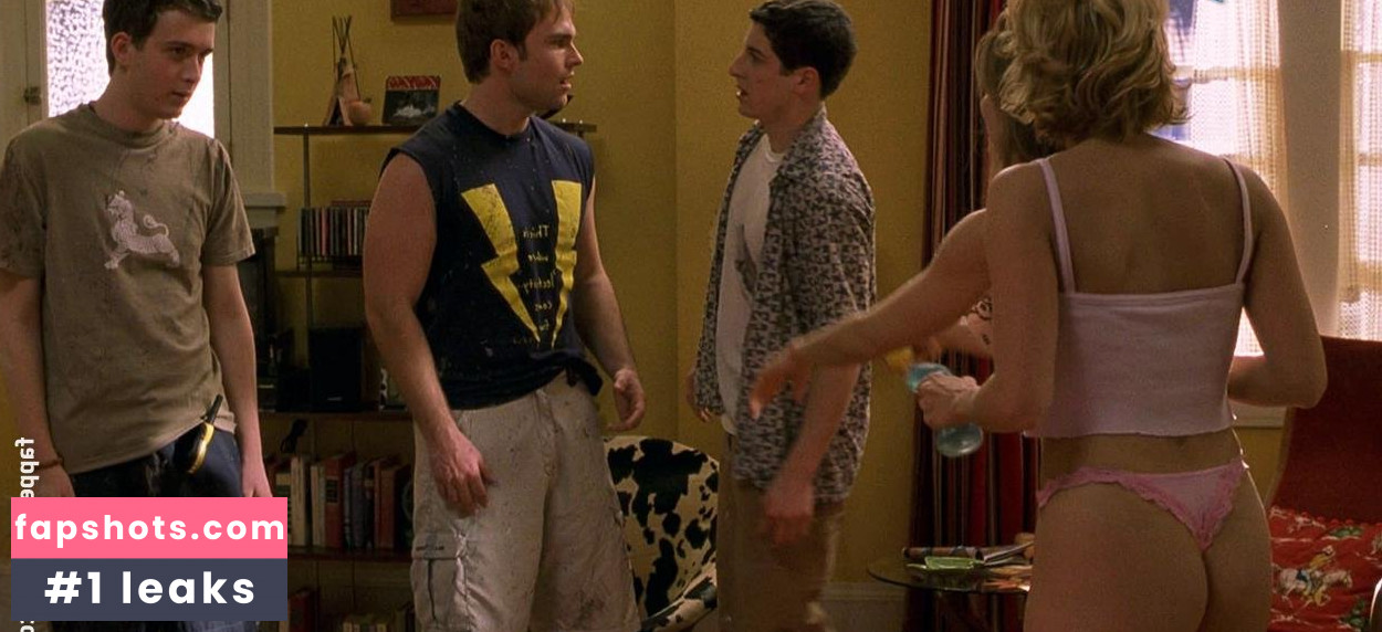 Lisa Arturo gallery photo #26