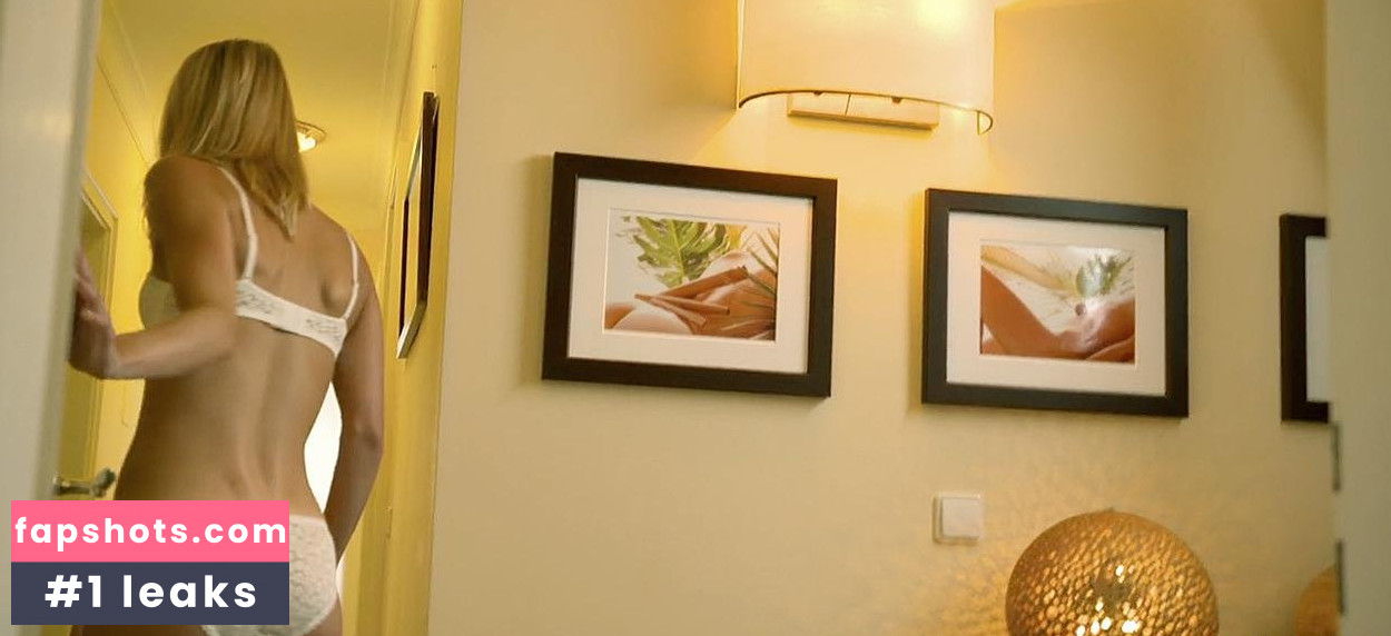 Lisa Bitter Nude Leaks OnlyFans Photos #14 - LeakJerk