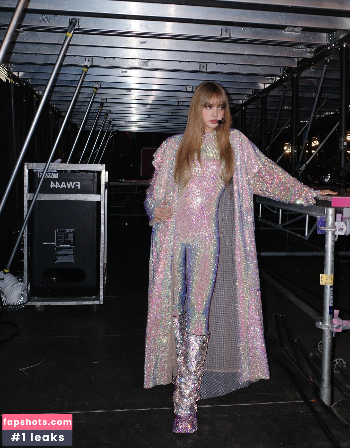 Lisa Blackpink gallery photo #103