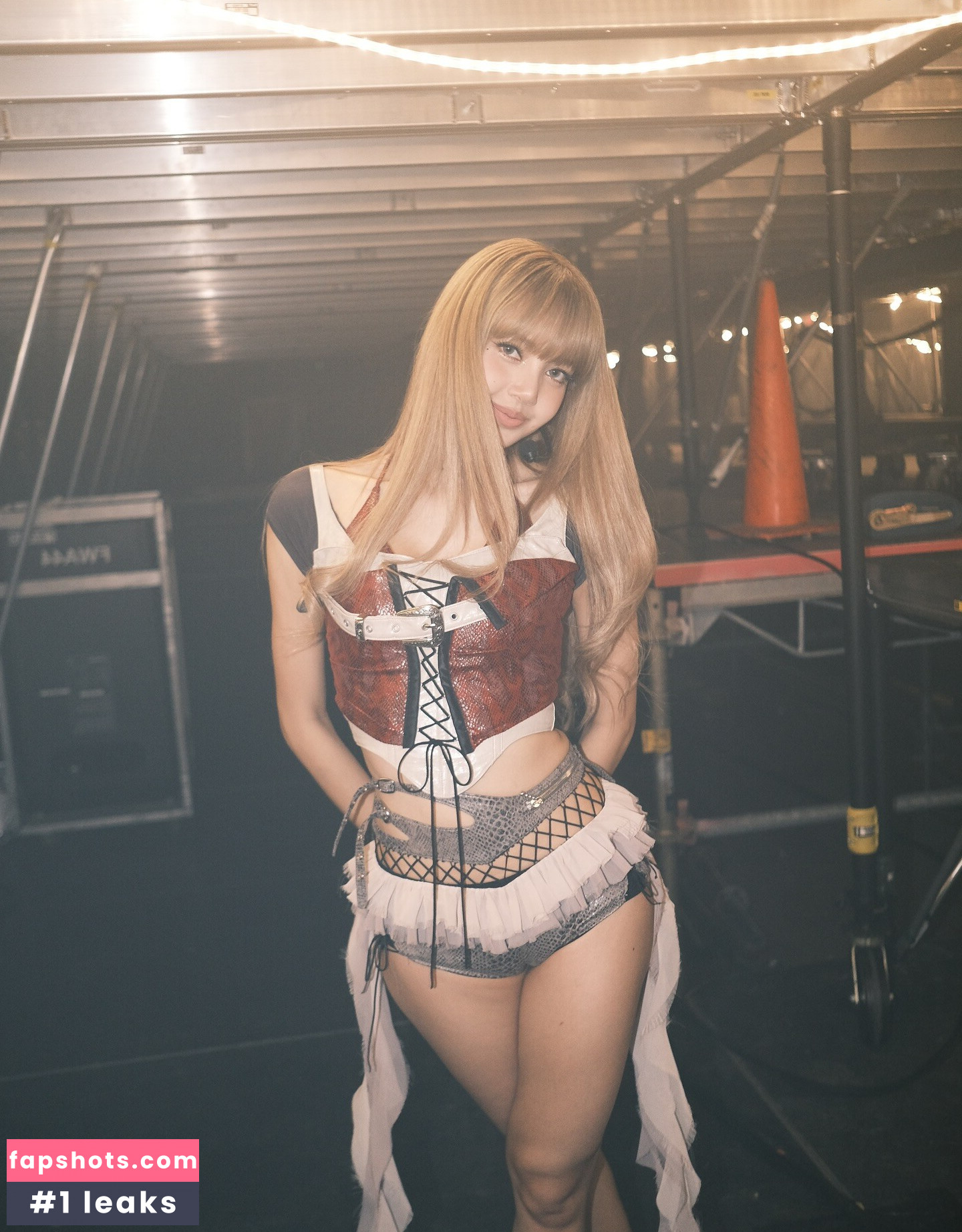 Lisa Blackpink gallery photo #108