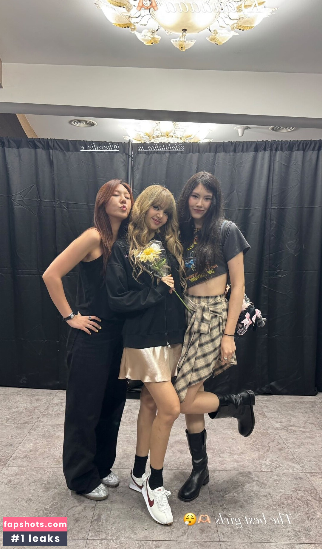 Lisa Blackpink gallery photo #126