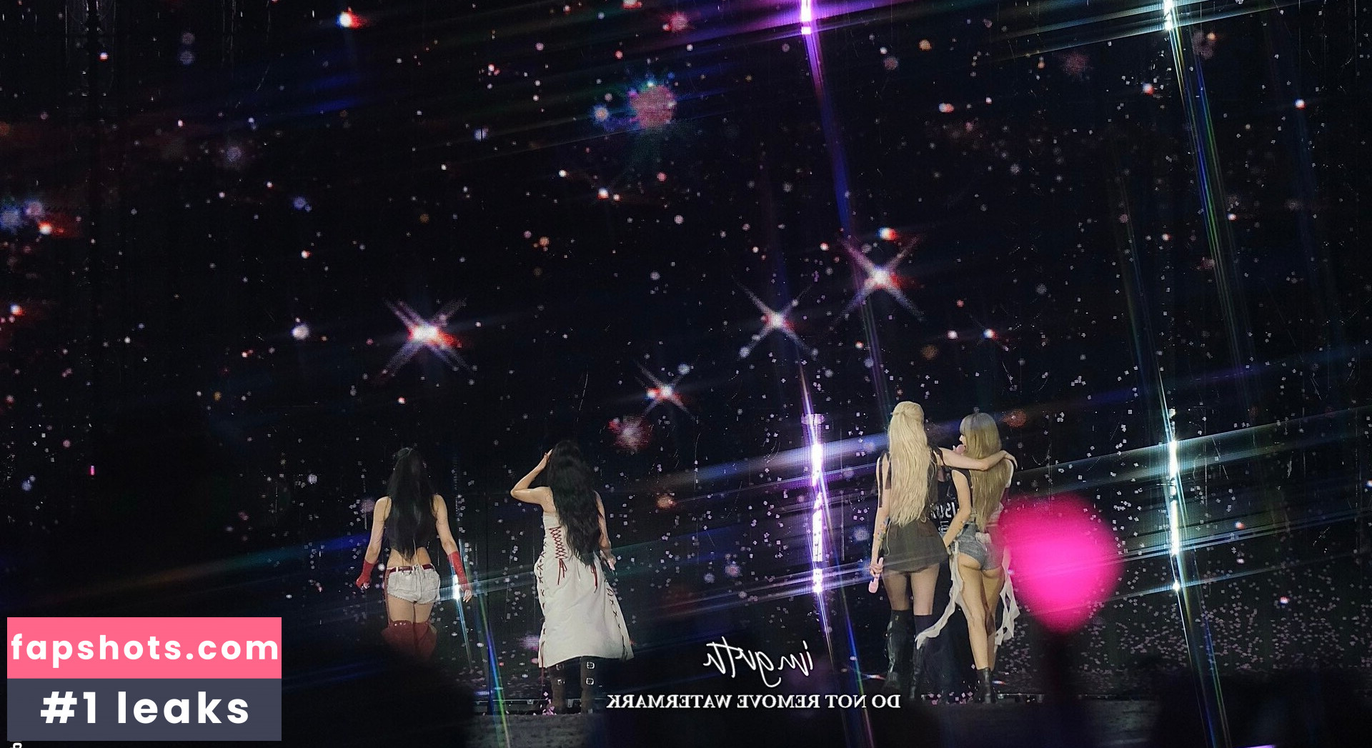 Lisa Blackpink gallery photo #127