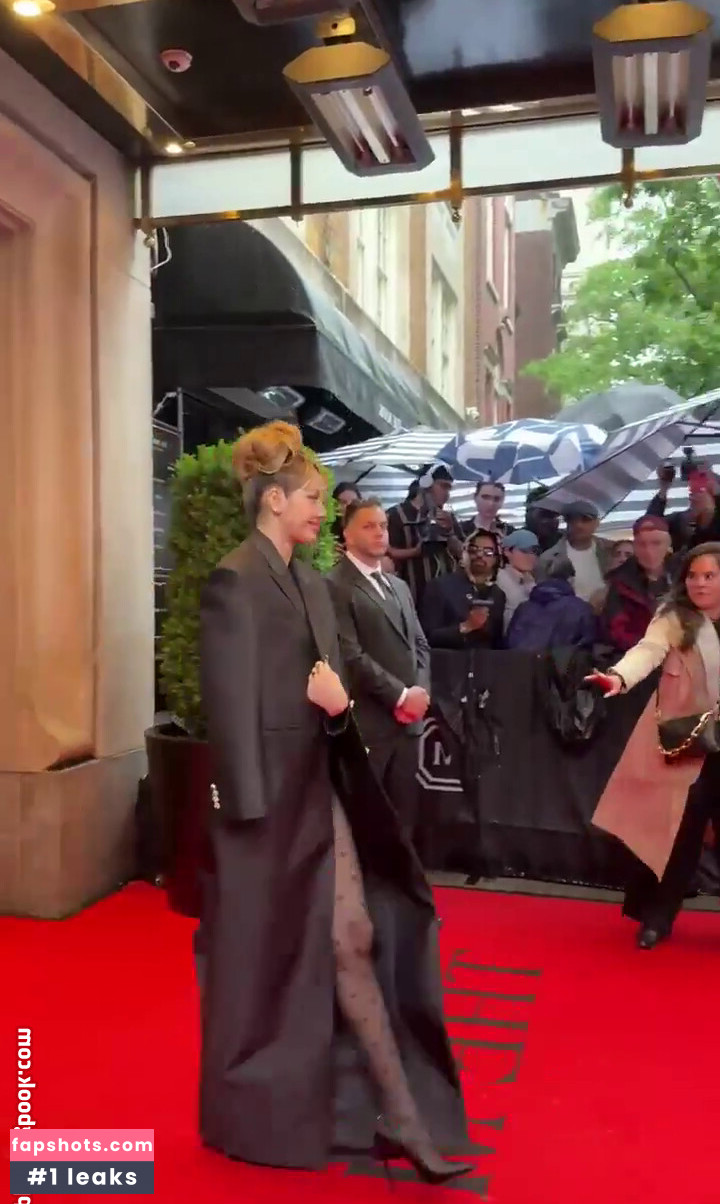 Lisa Blackpink gallery photo #143