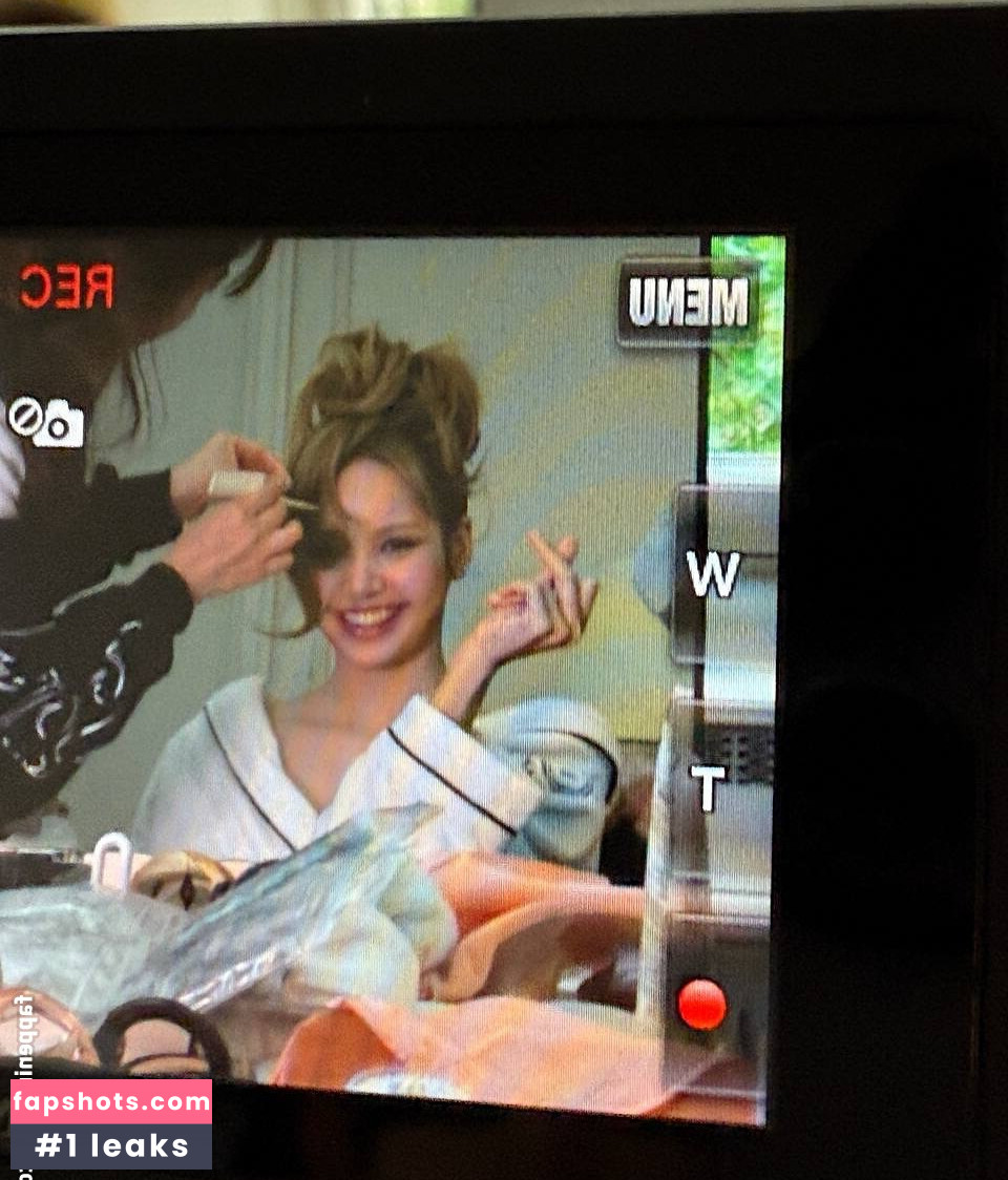 Lisa Blackpink gallery photo #177