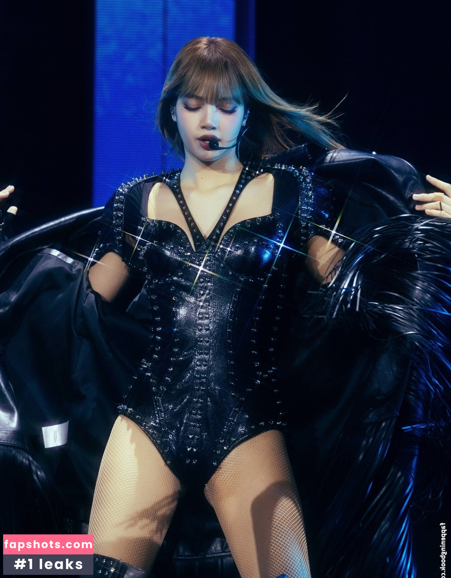 Lisa Blackpink gallery photo #22