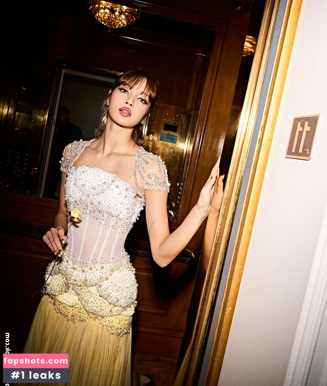 Lisa Blackpink gallery photo #222