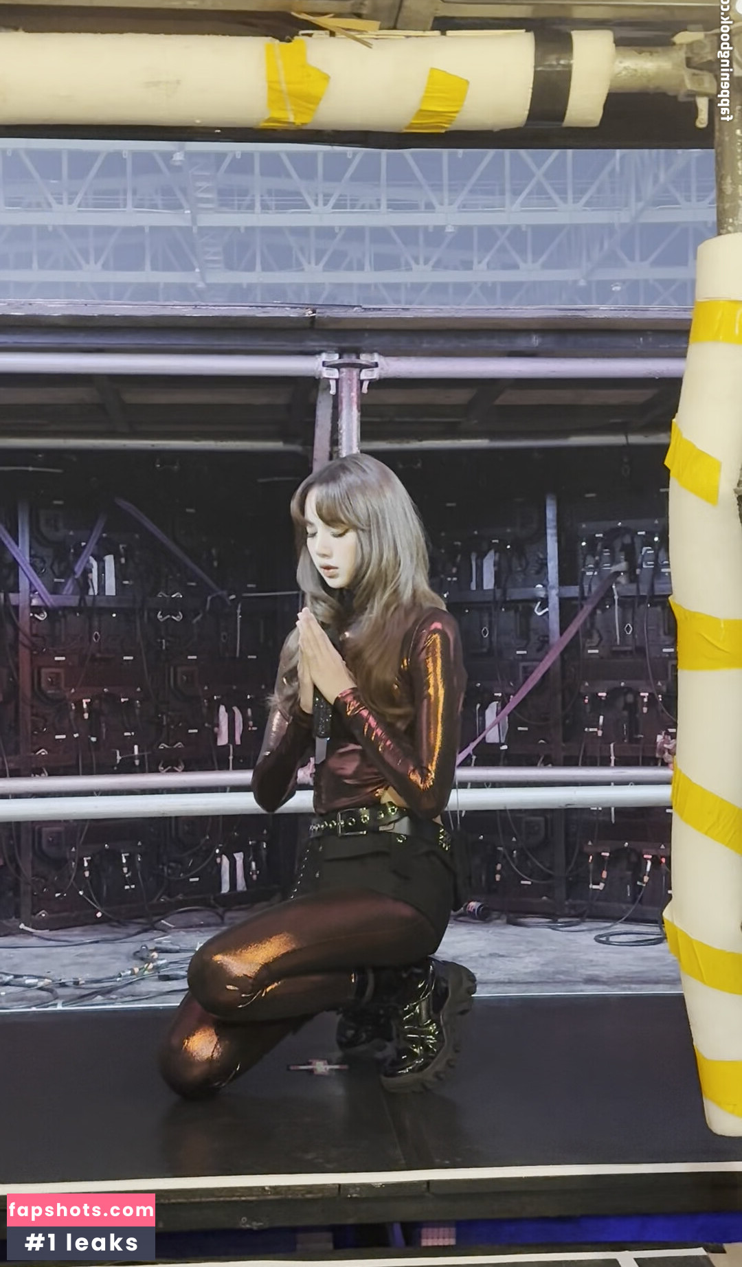 Lisa Blackpink gallery photo #268