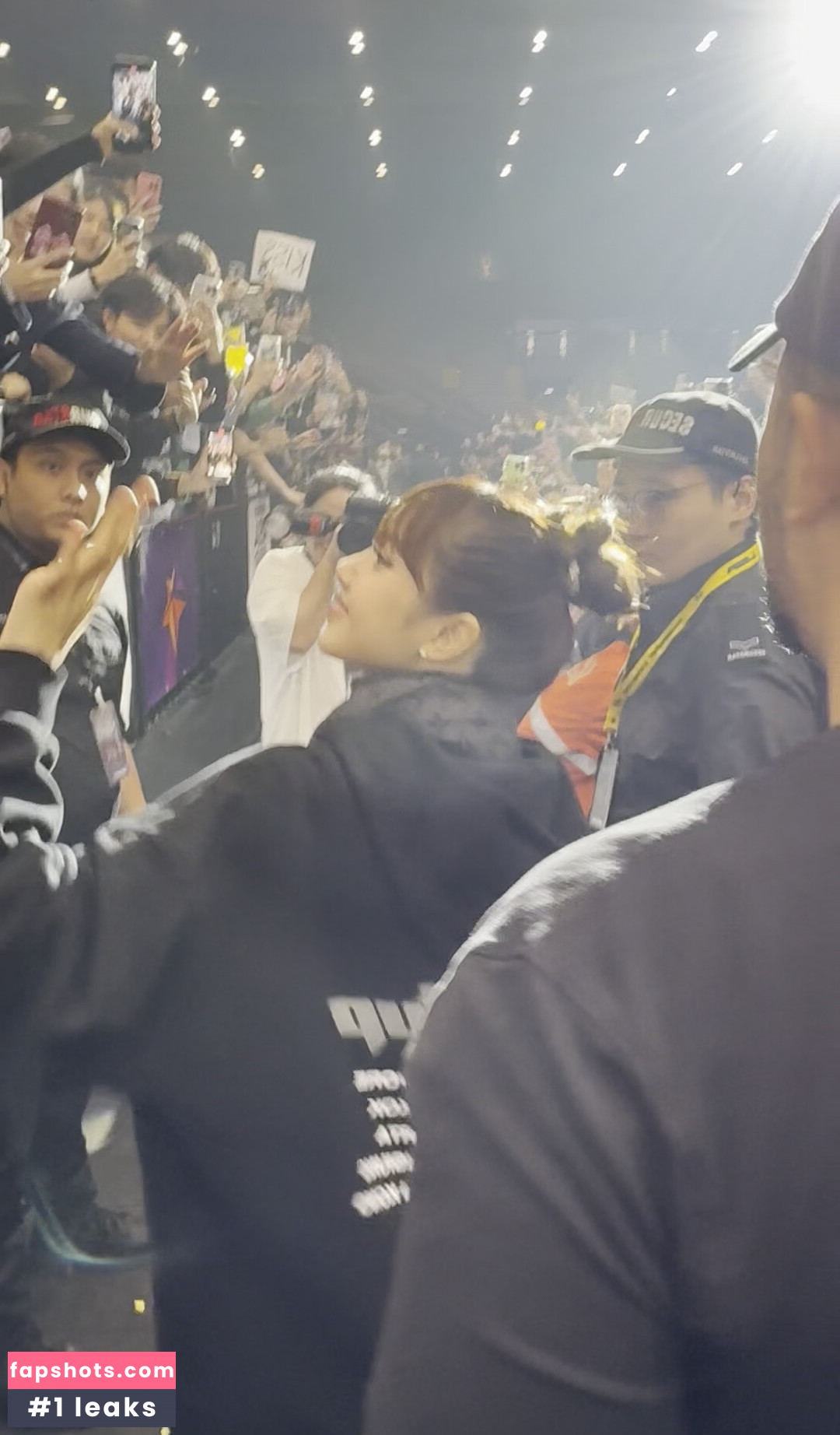 Lisa Blackpink gallery photo #270