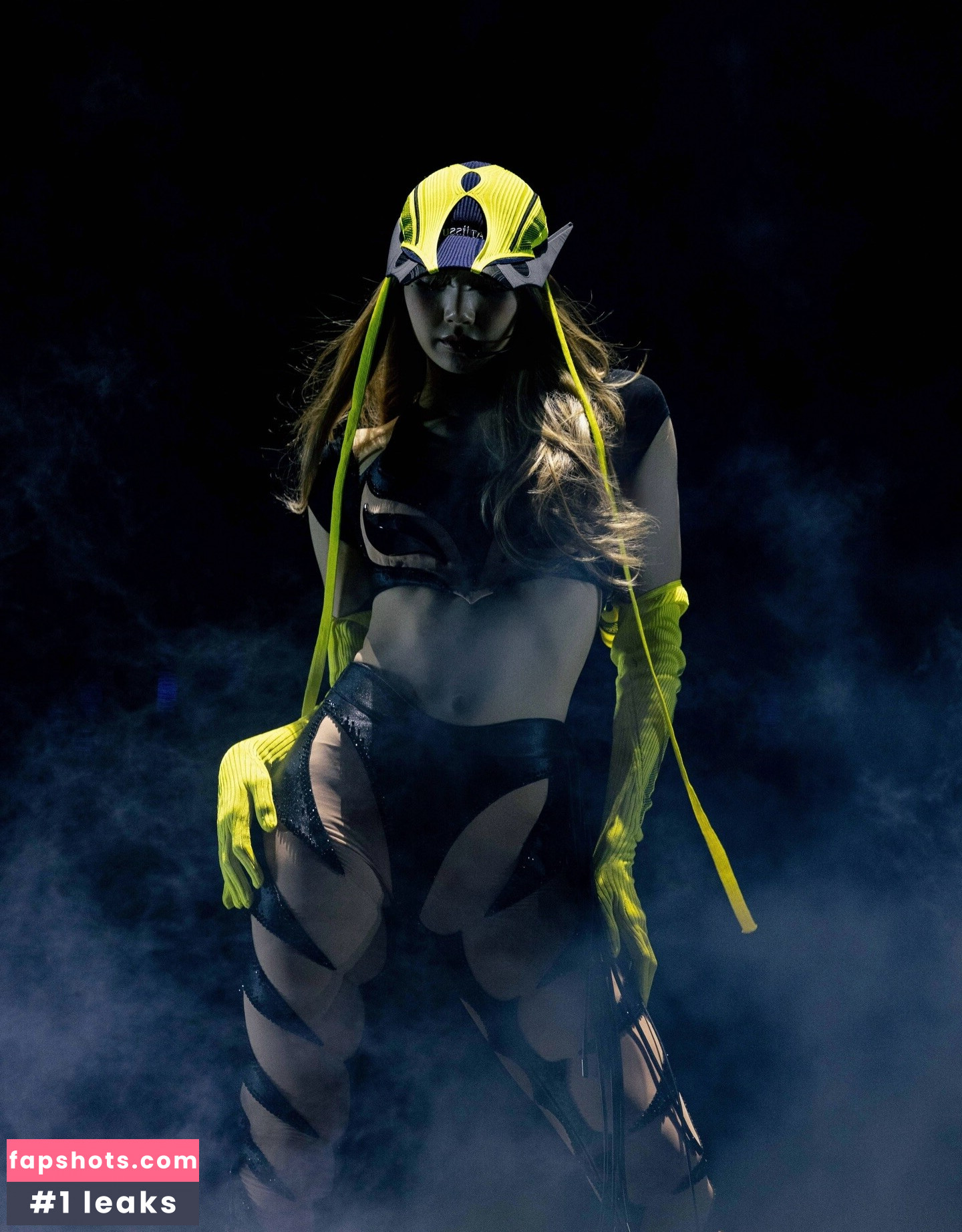 Lisa Blackpink gallery photo #29