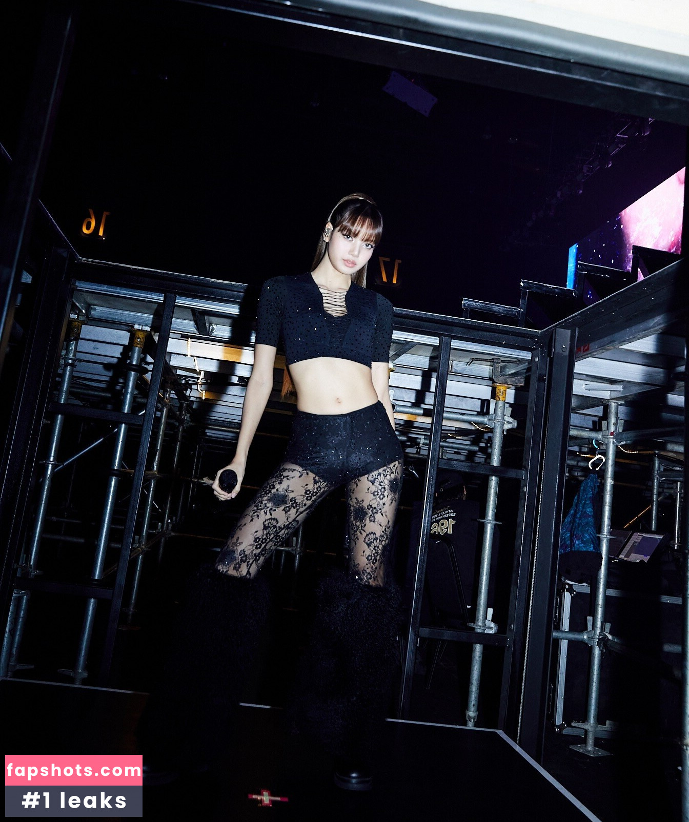 Lisa Blackpink gallery photo #286