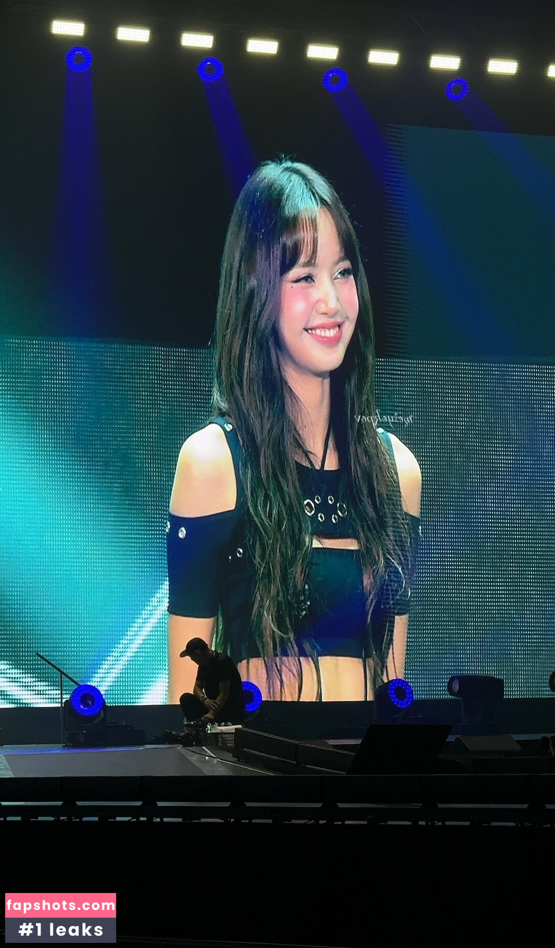 Lisa Blackpink gallery photo #288