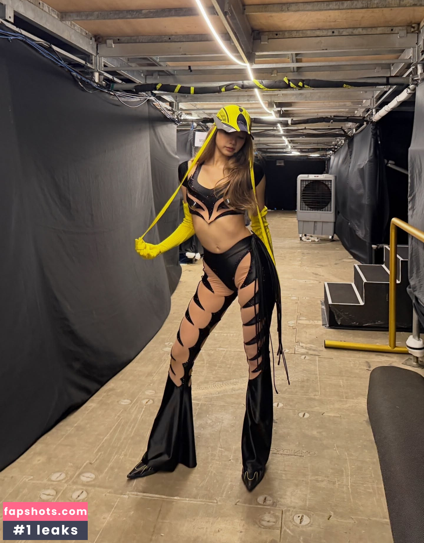 Lisa Blackpink gallery photo #31