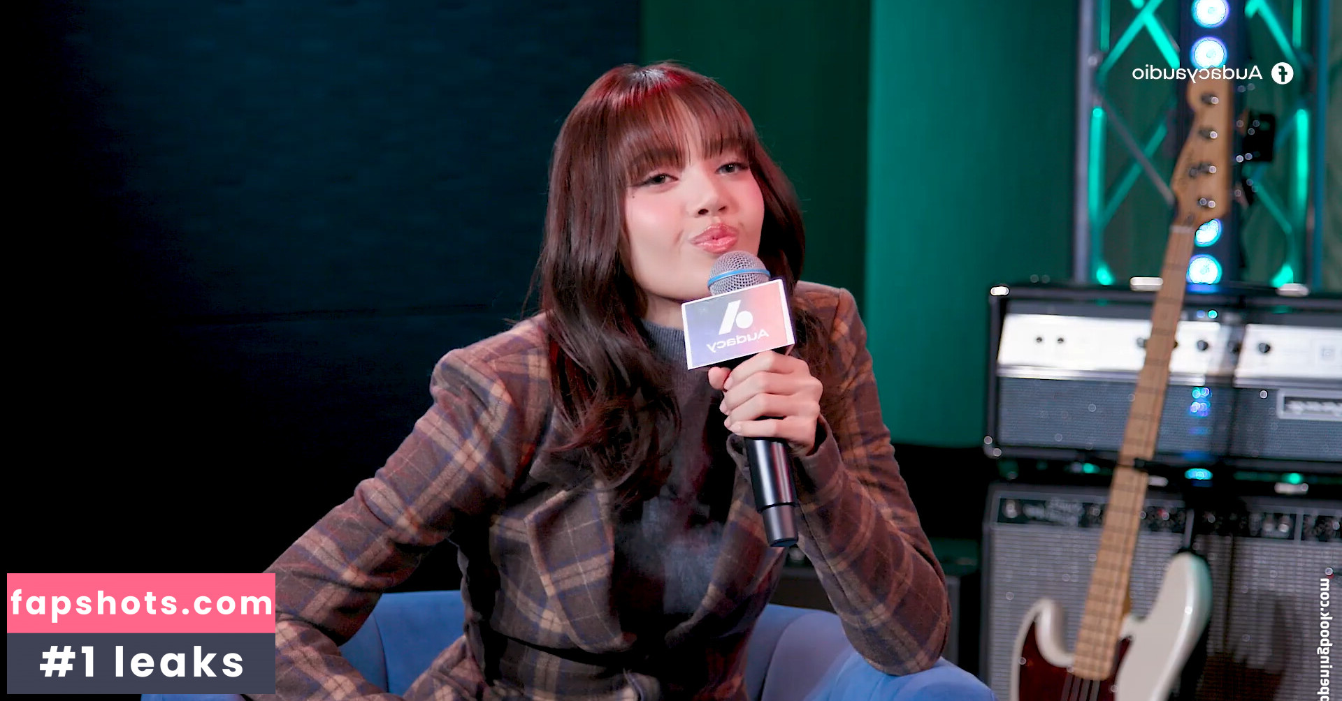 Lisa Blackpink gallery photo #314