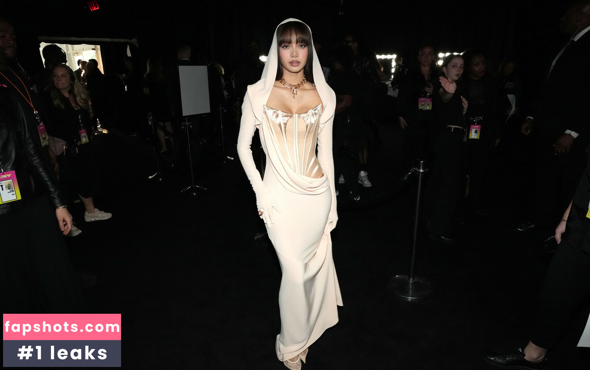 Lisa Blackpink gallery photo #348