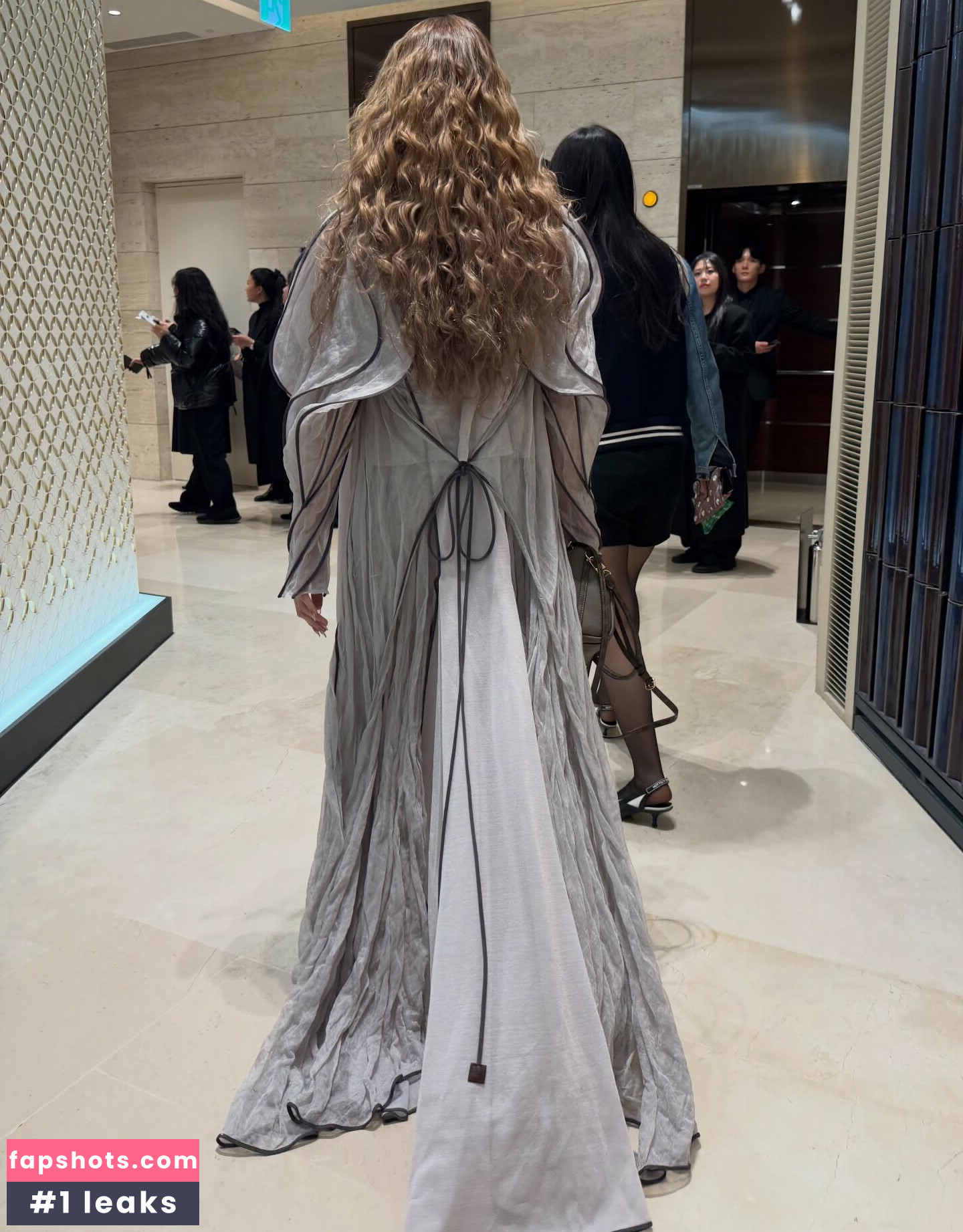 Lisa Blackpink gallery photo #7