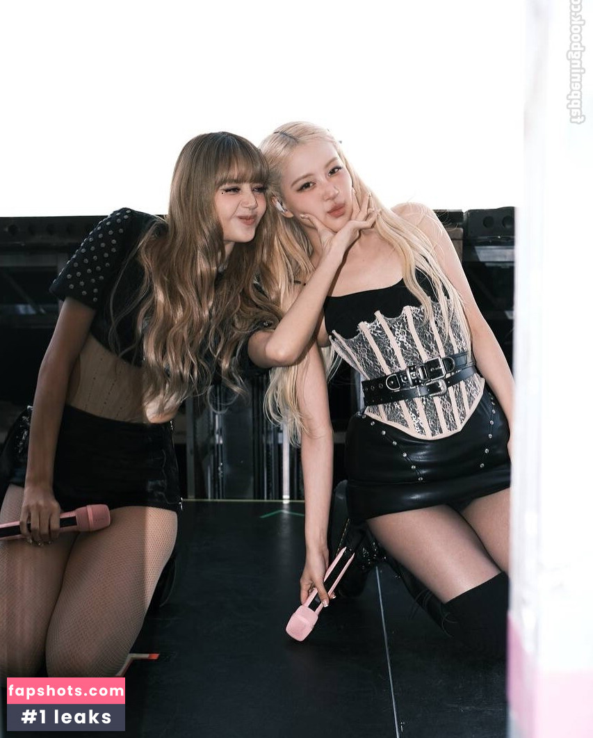 Lisa Blackpink gallery photo #77