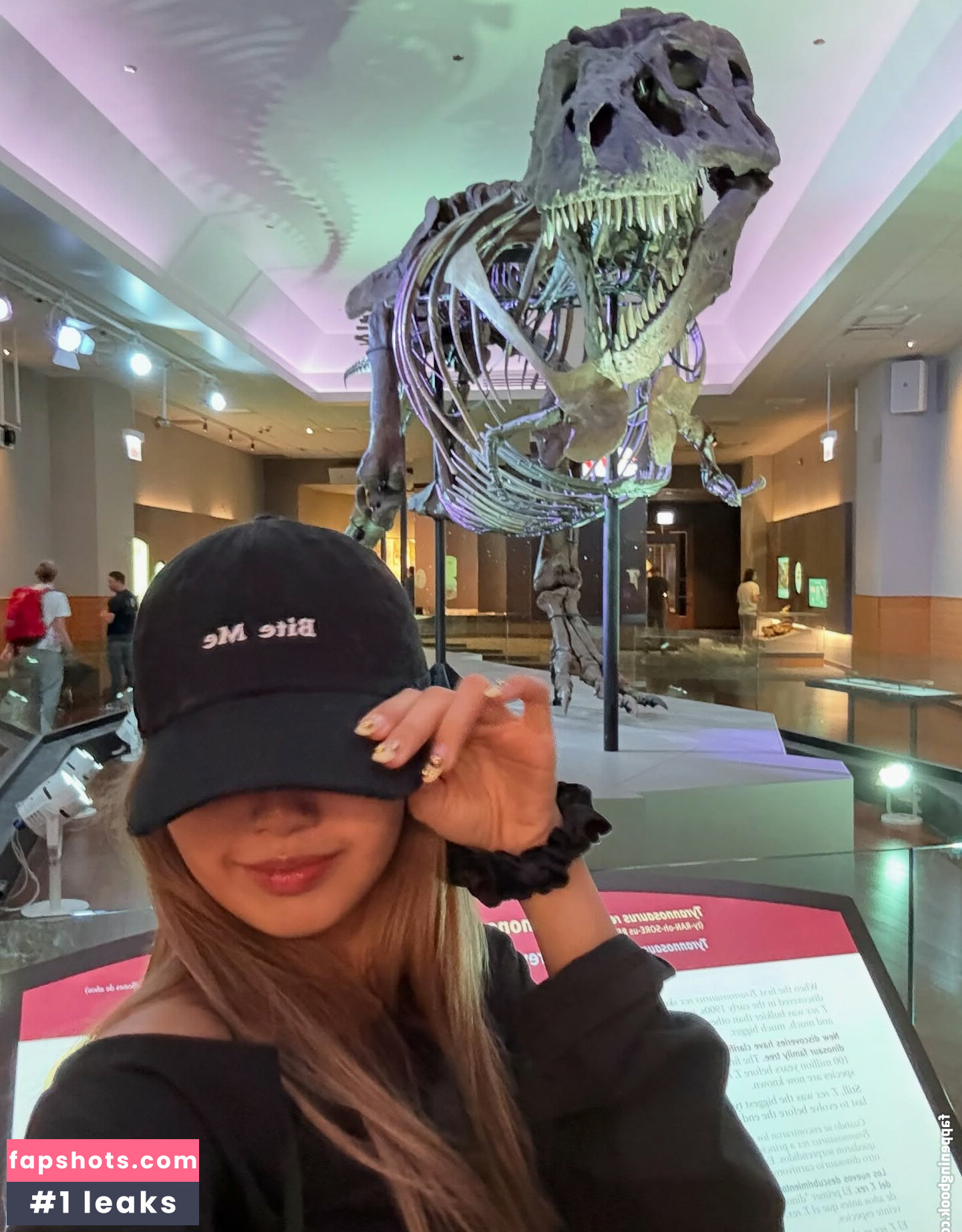 Lisa Blackpink gallery photo #97