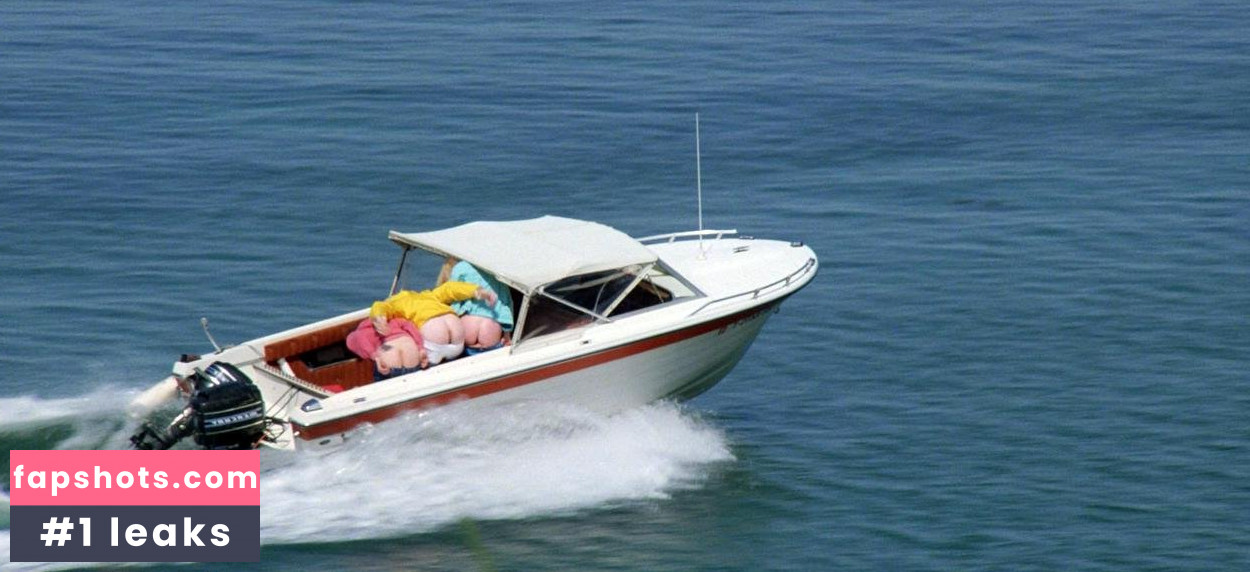 Lisa Blount gallery photo #25