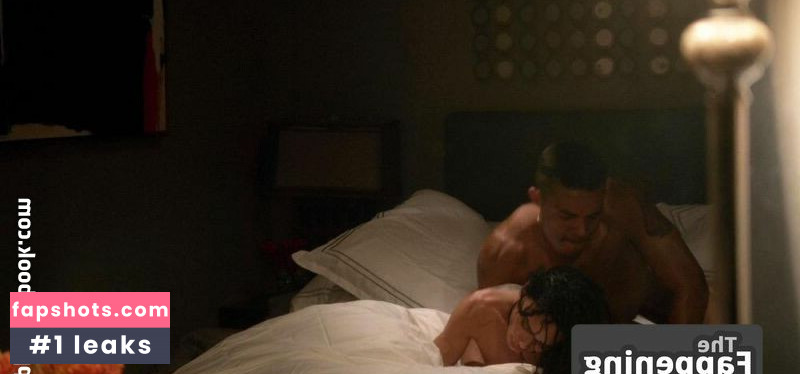 Lisa Bonet gallery photo #23