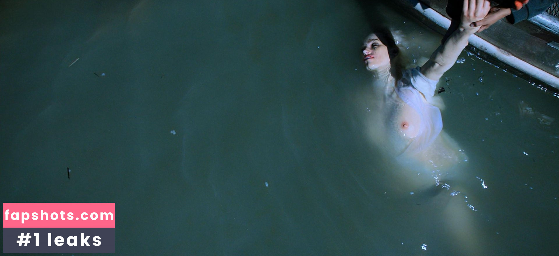 Lisa Chandler gallery photo #9