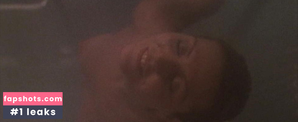 Lisa Dunsheath gallery photo #3