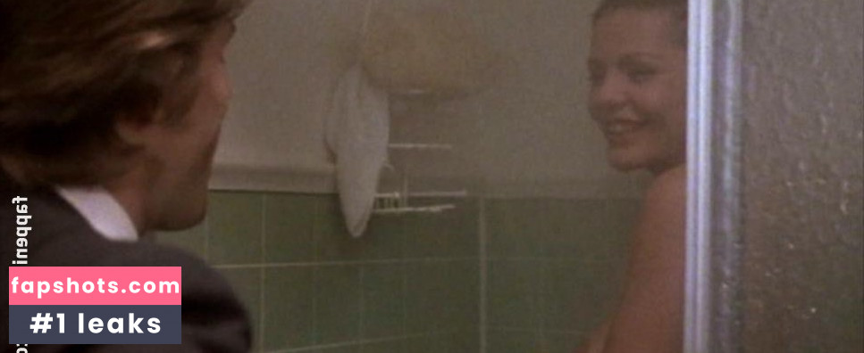 Lisa Dunsheath gallery photo #4