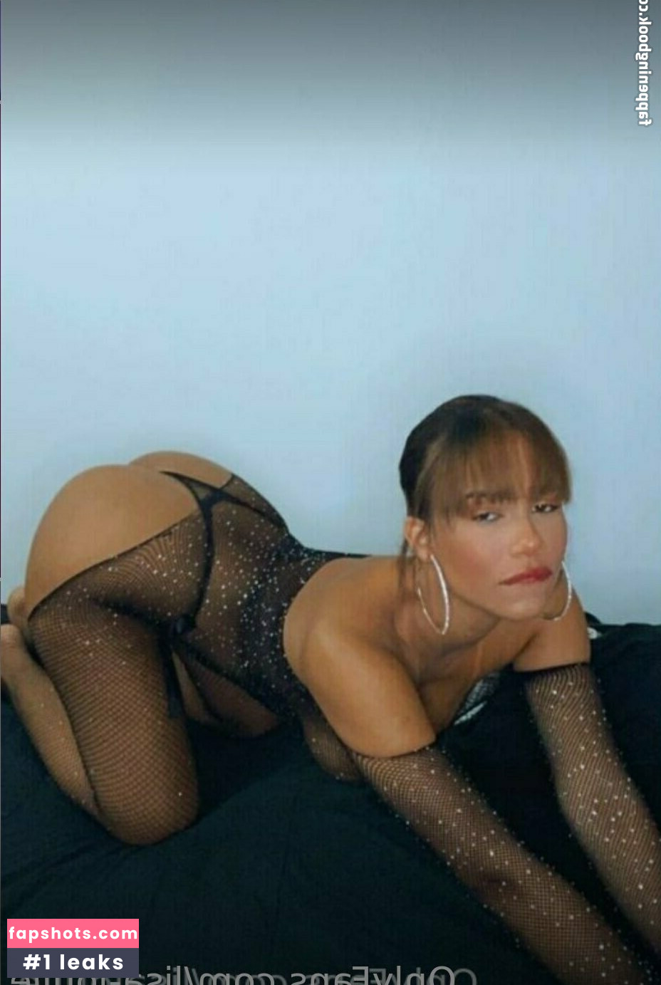 lisa-joulie gallery photo #19