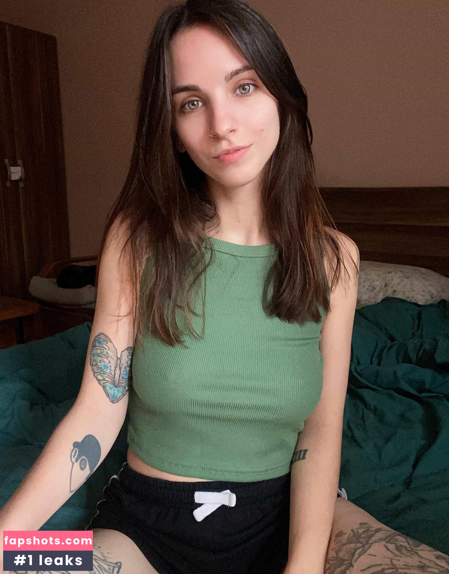 Lisa Joyce gallery photo #16