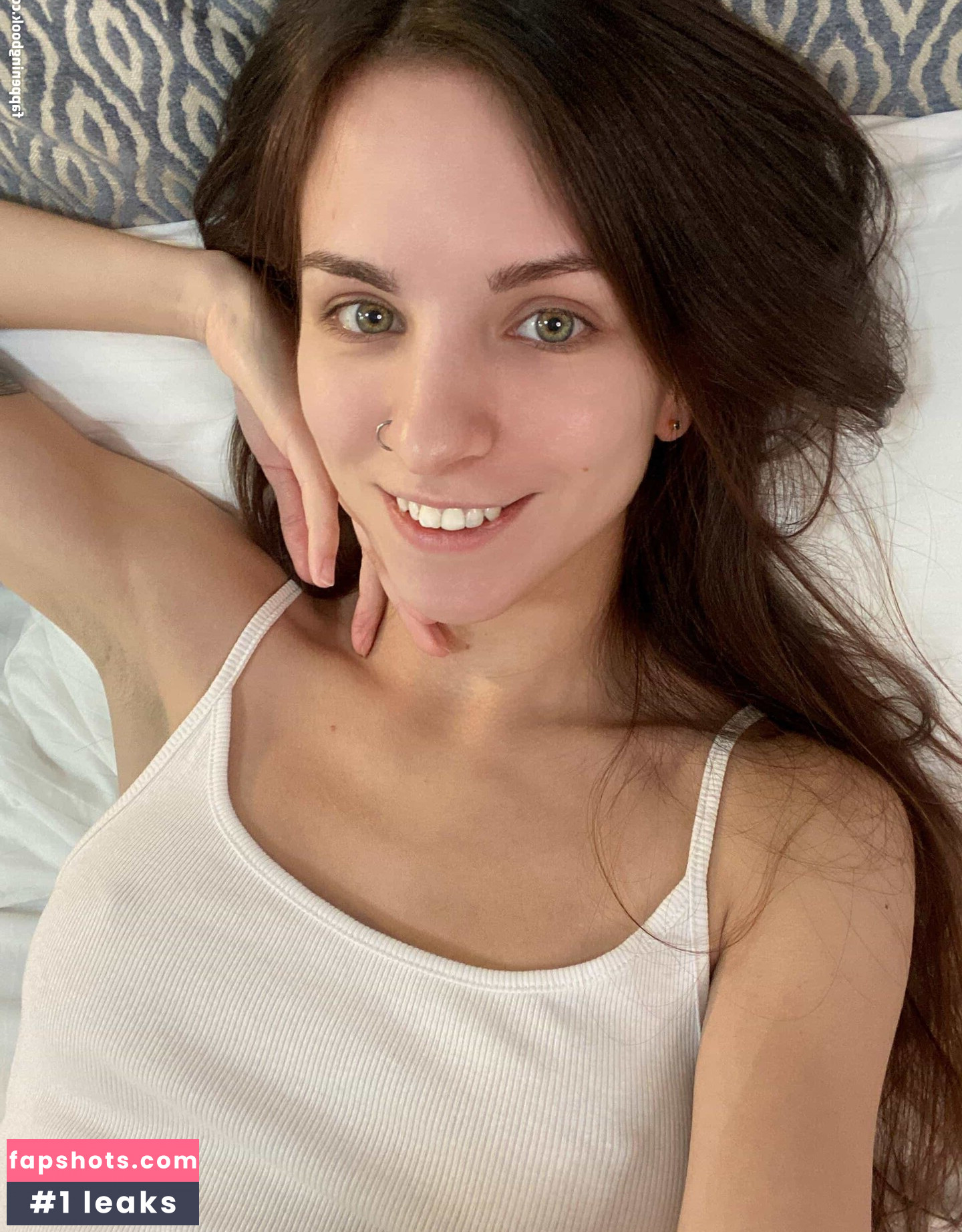 Lisa Joyce gallery photo #18