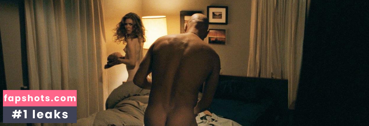 Lisa Joyce nude babe gallery