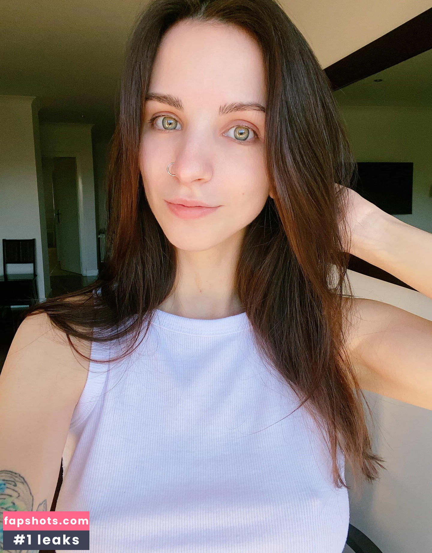 Lisa Joyce gallery photo #4