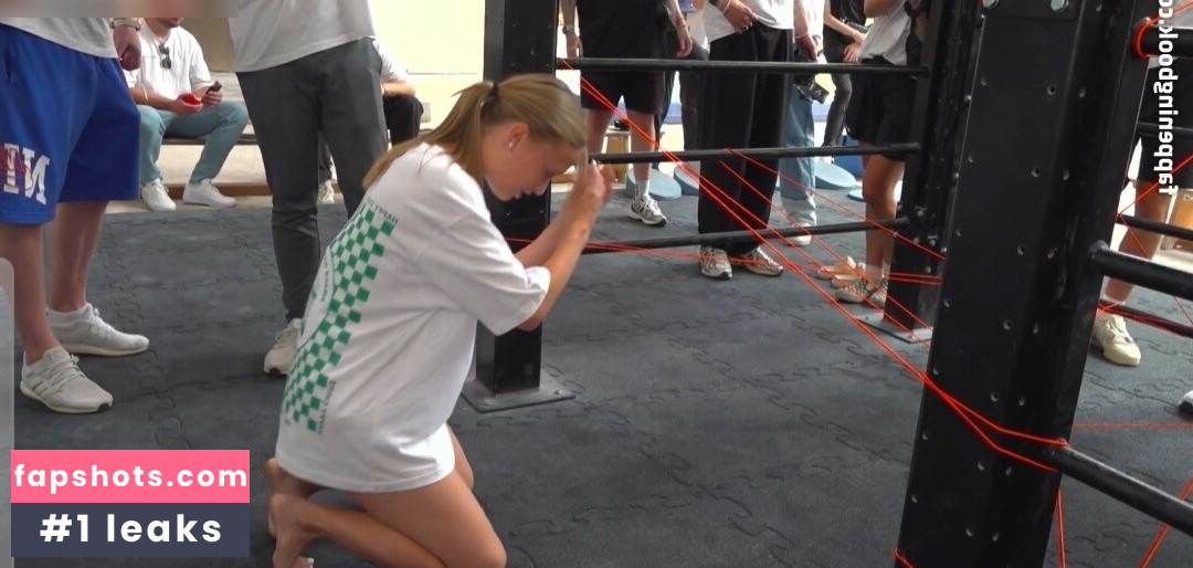 Lisa Küppers gallery photo #22