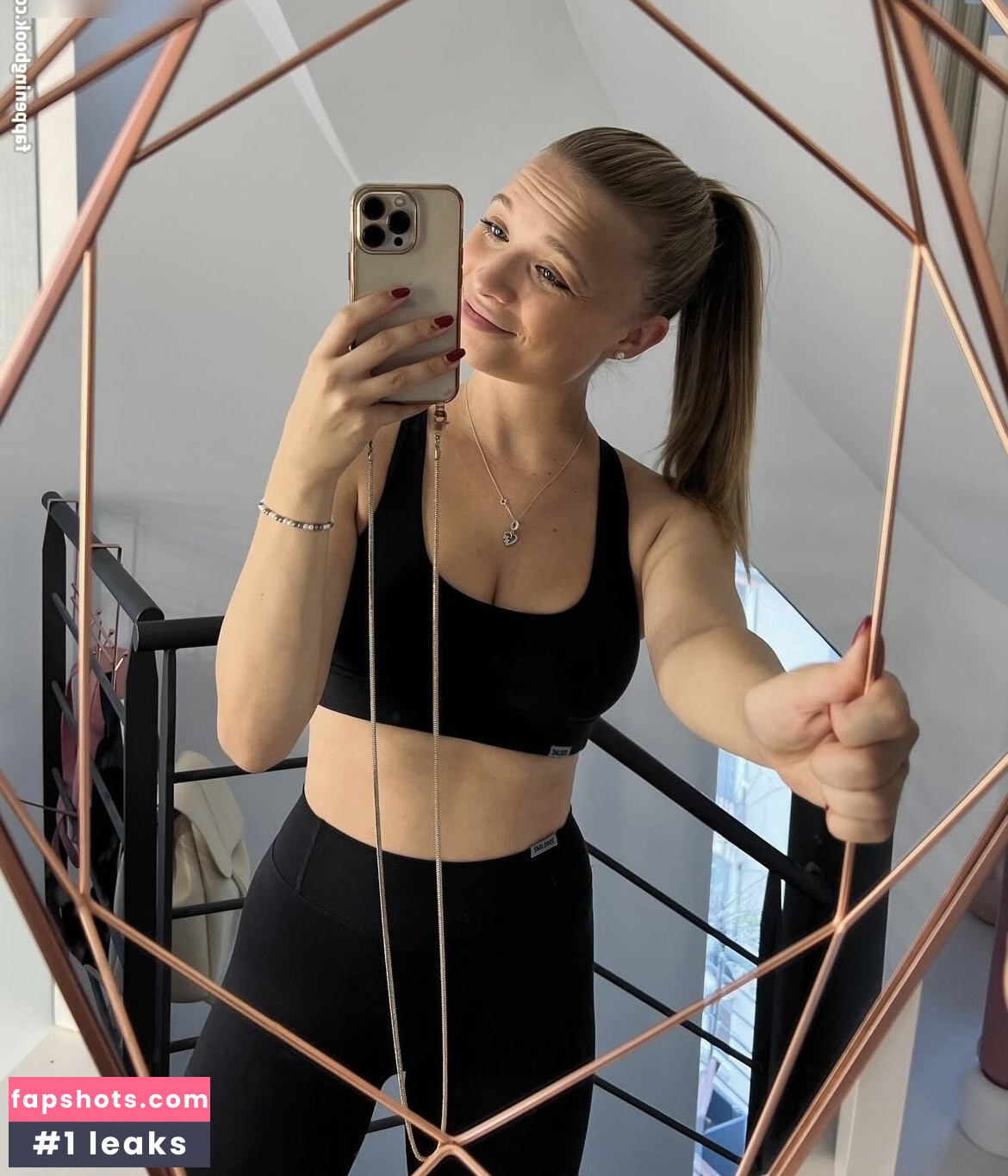 Lisa Küppers gallery photo #46