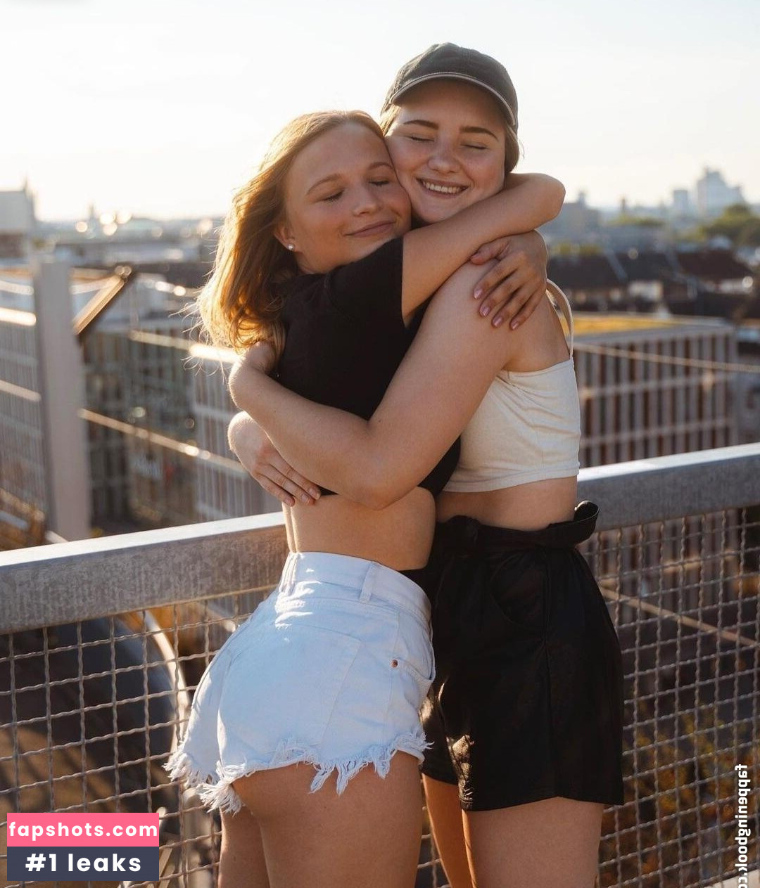 Lisa Küppers gallery photo #72