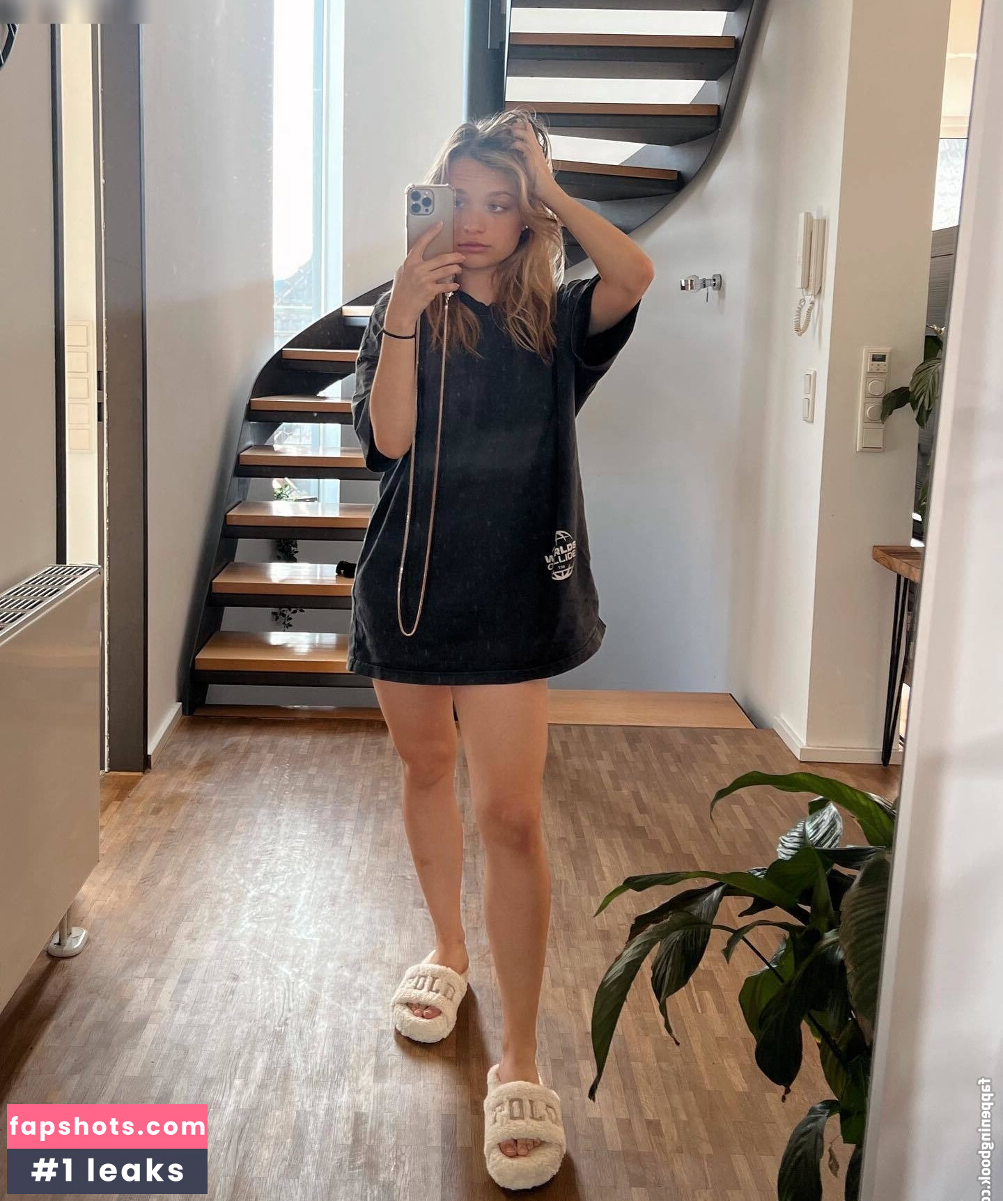 Lisa Küppers gallery photo #81