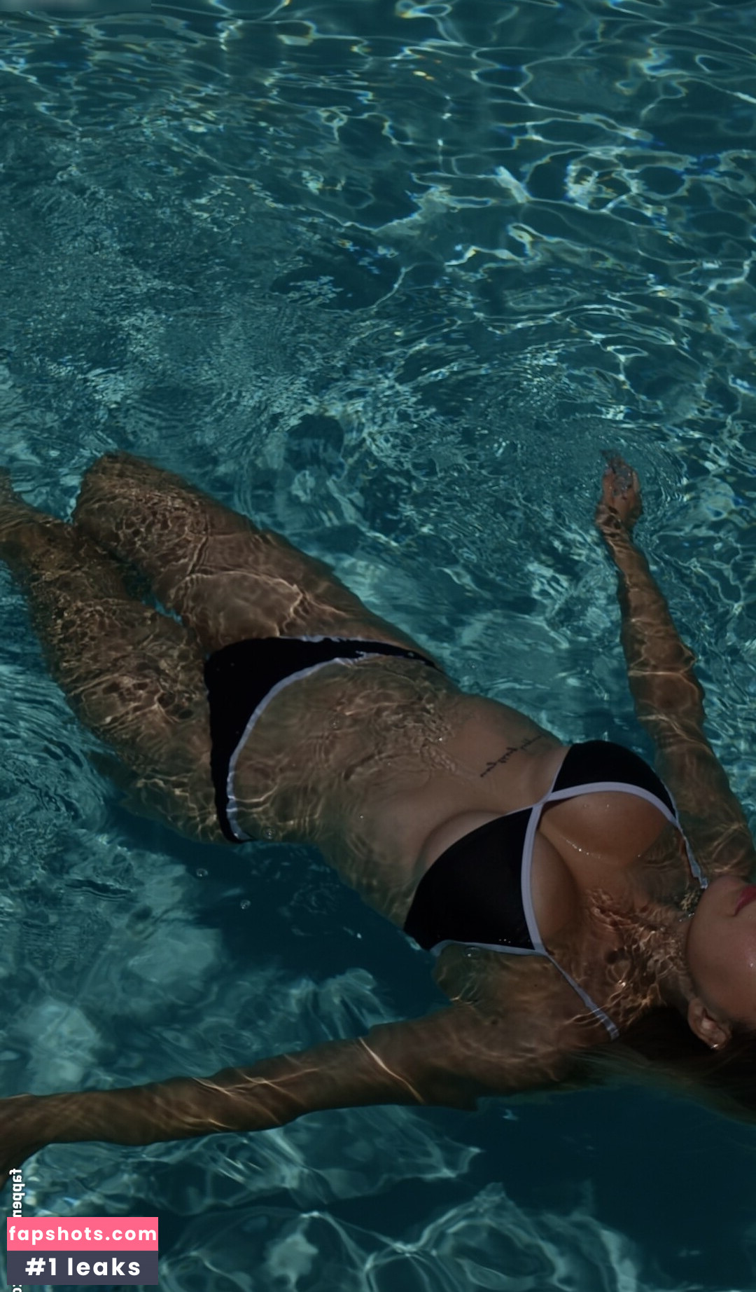 Lisa Kurzhals gallery photo #11