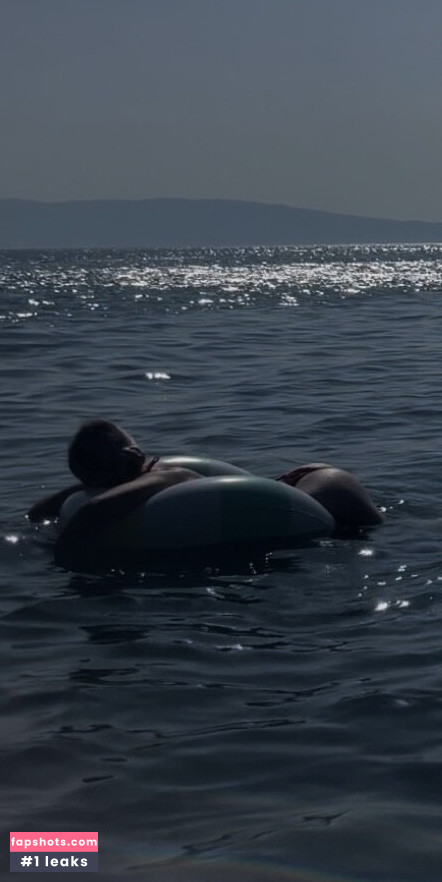 Lisa Kurzhals gallery photo #21